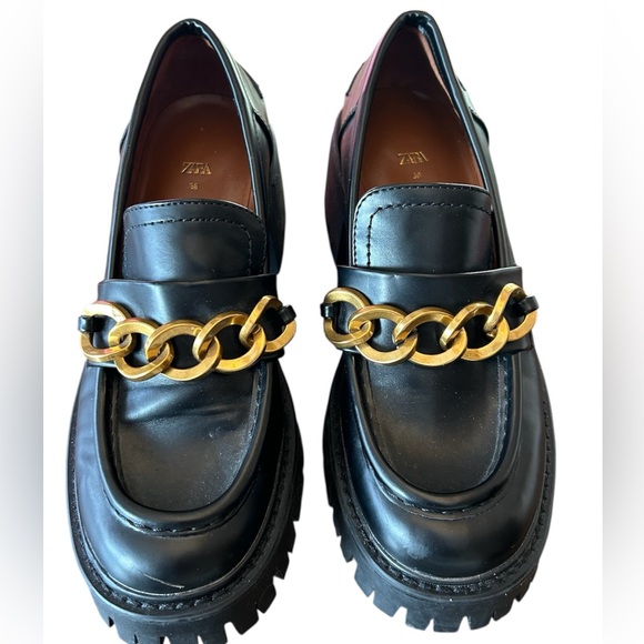ZARA Gold Chain Detail Lug Sole Heeled Loafers EU38 Black Academia Preppy Grunge - Picture 2 of 9